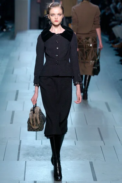 Look 26